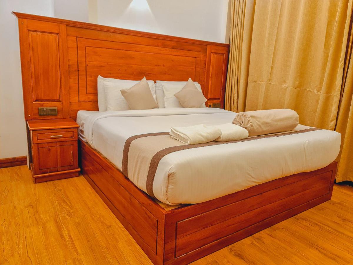 Top Rich Hotel Nuwara Eliya Exterior photo